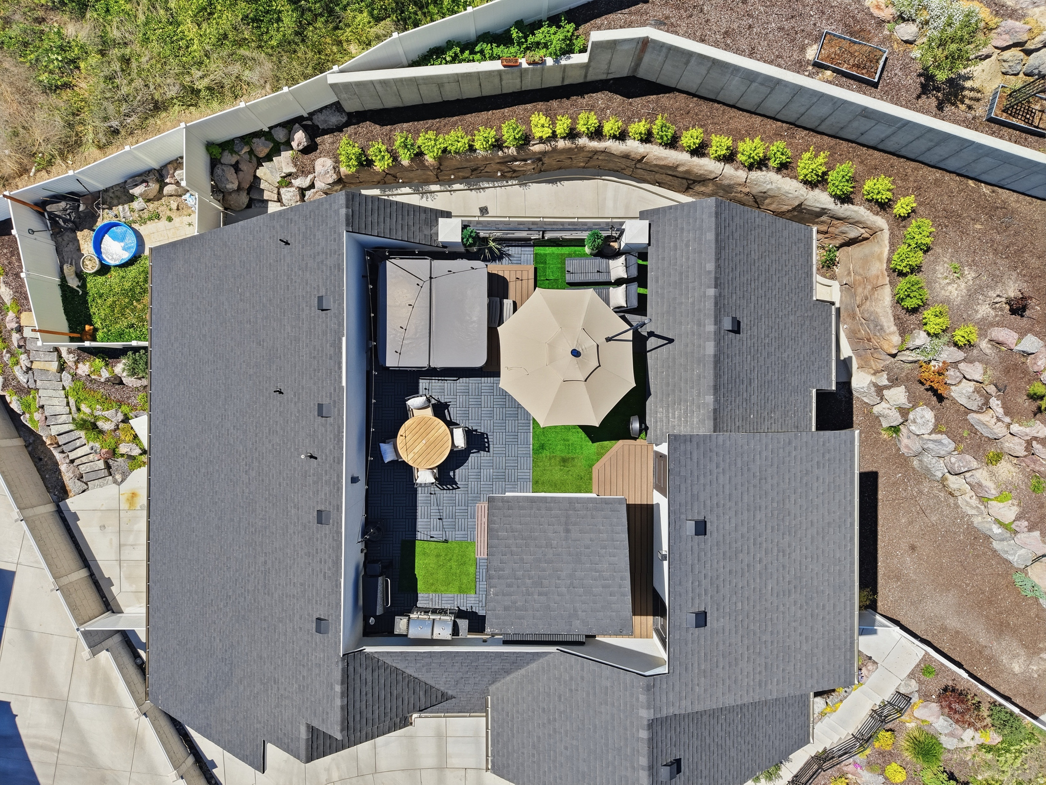 CLOVER RIDGE - Residential