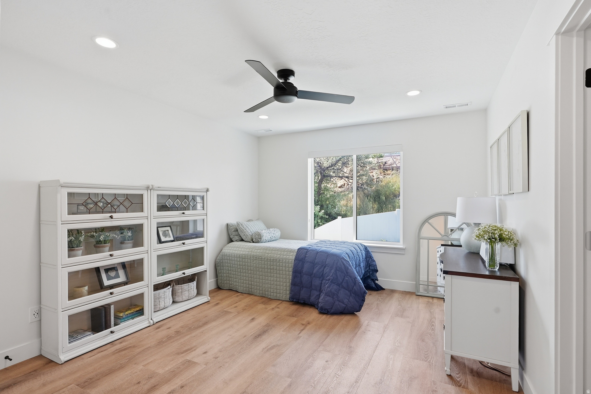 CLOVER RIDGE - Residential