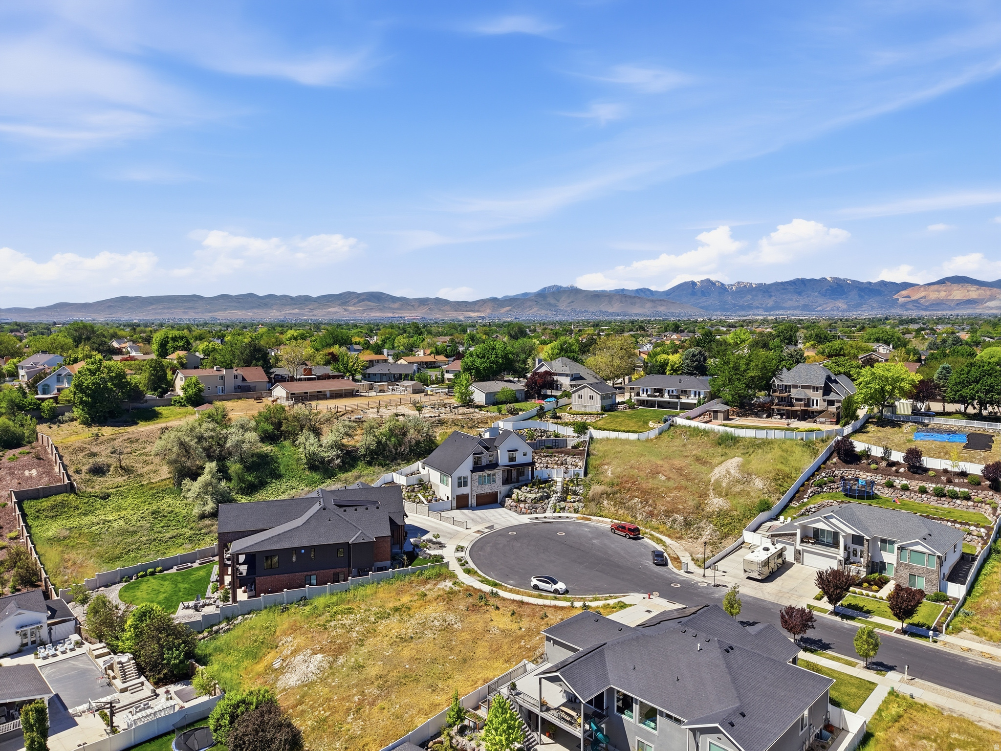 CLOVER RIDGE - Residential