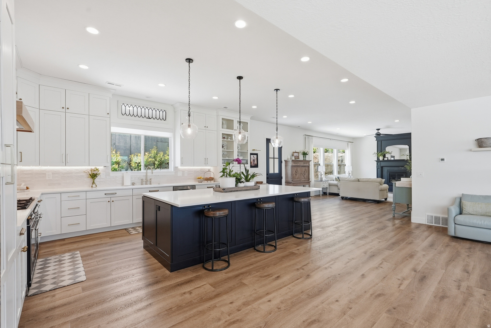 CLOVER RIDGE - Residential