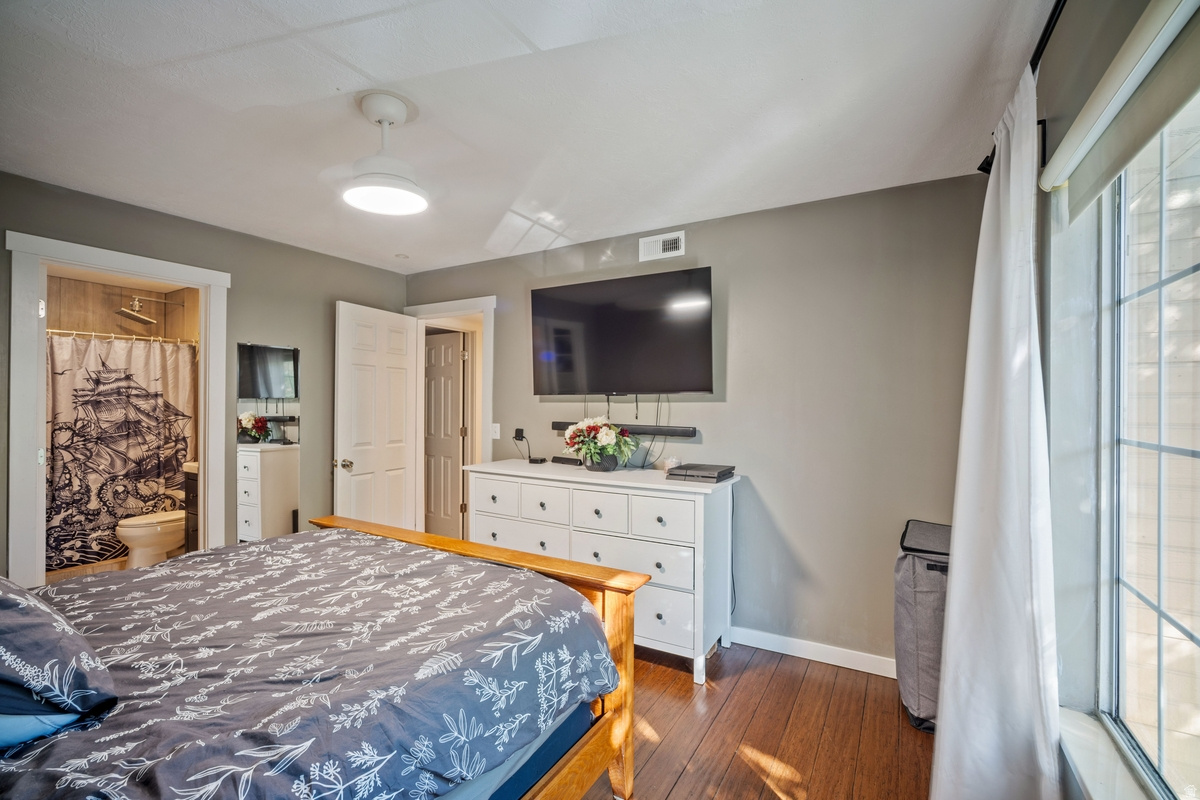 WATERSIDE COVE - Residential