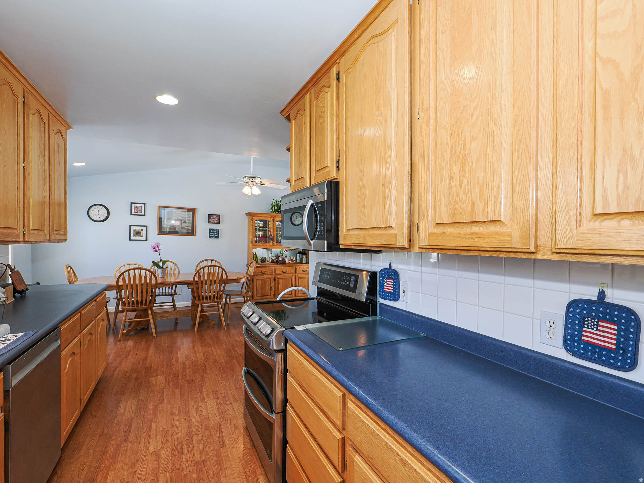 CHERRY RIDGE - Residential