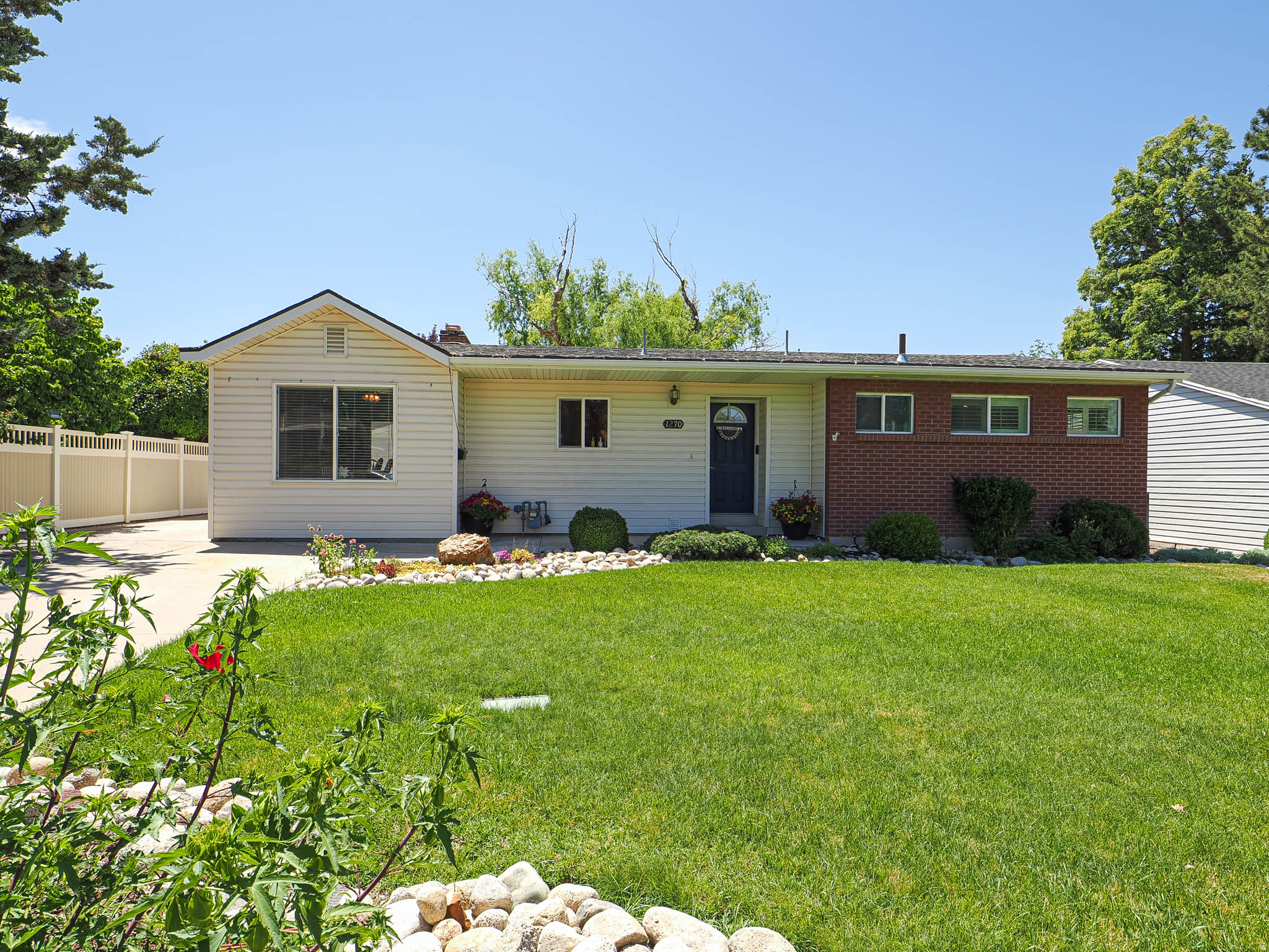 CHERRY RIDGE - Residential