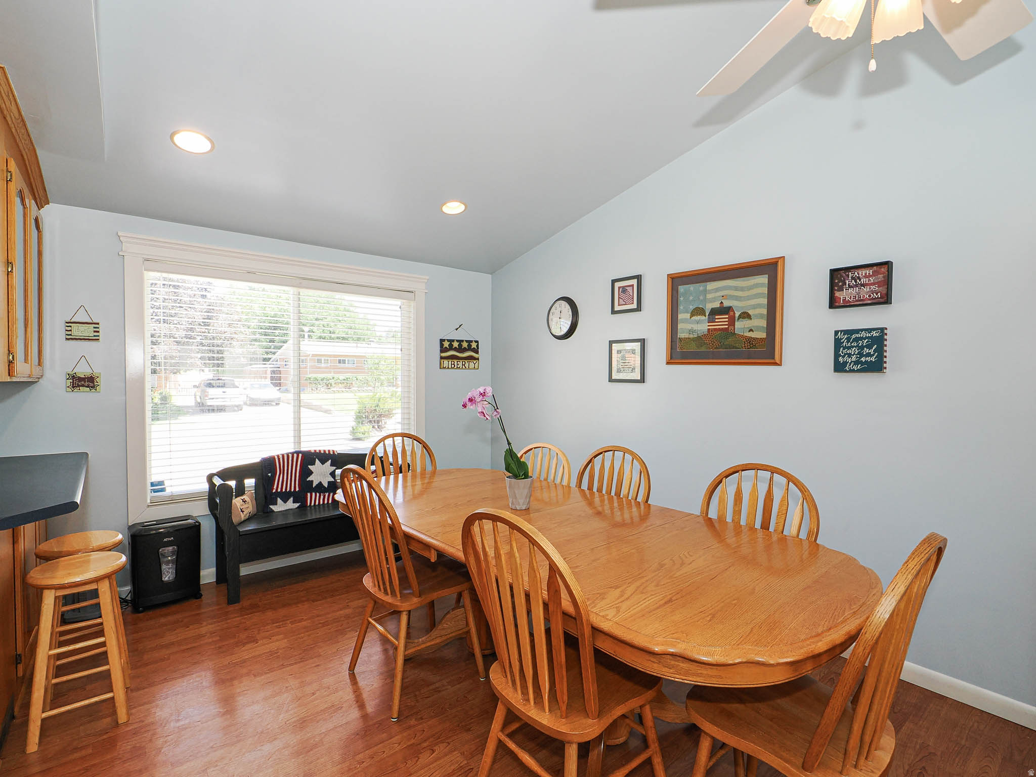 CHERRY RIDGE - Residential