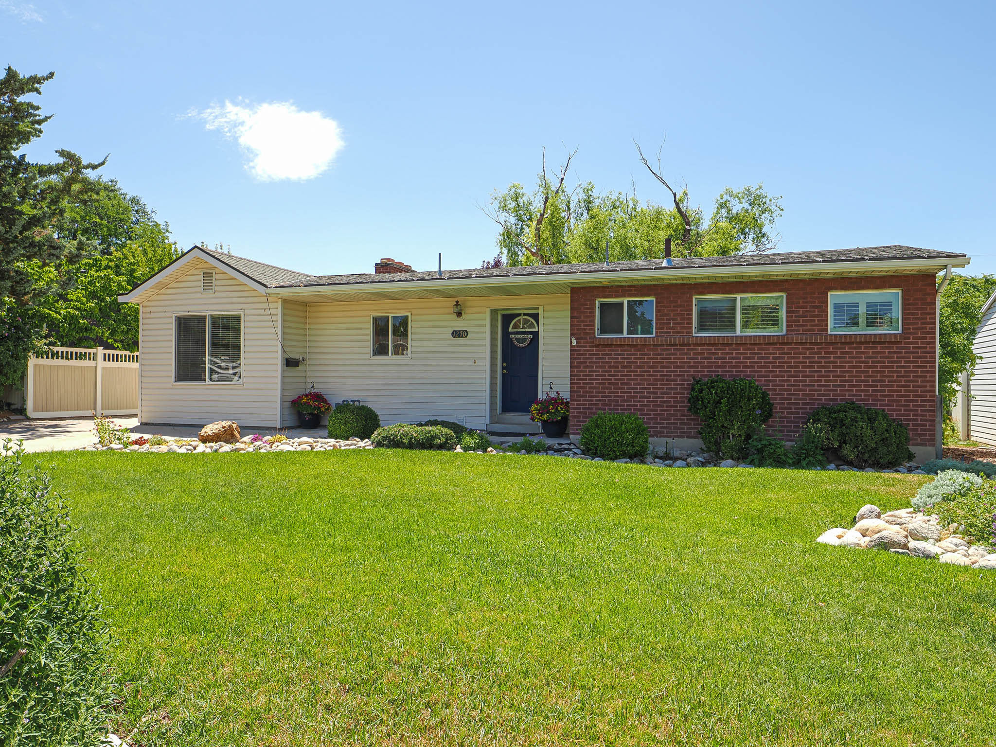 CHERRY RIDGE - Residential