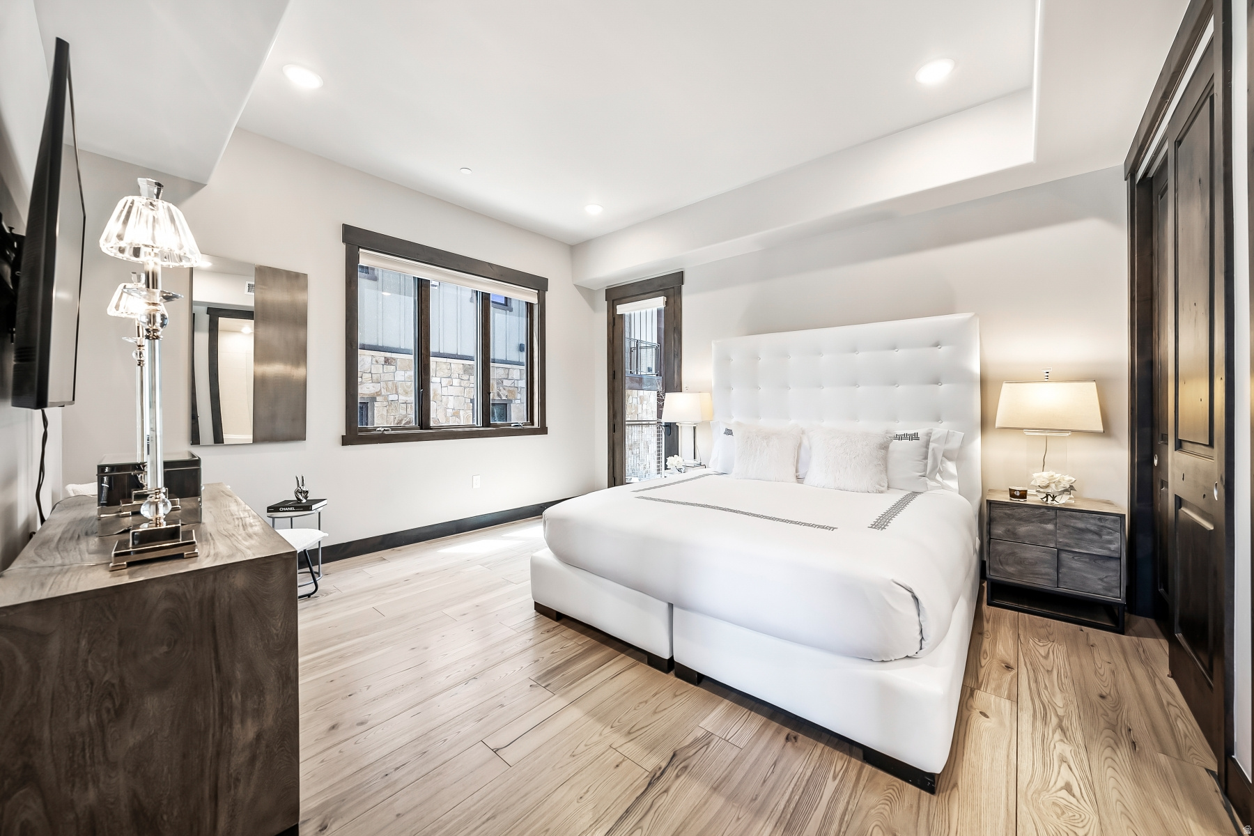 THE LOFTS AT BLACKSTONE CONDO - Residential Lease