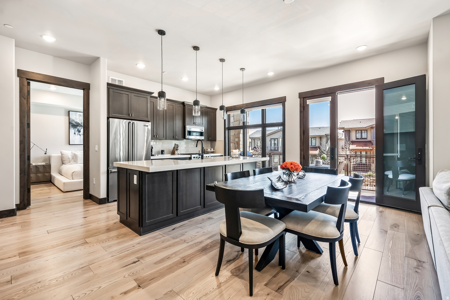 THE LOFTS AT BLACKSTONE CONDO - Residential Lease