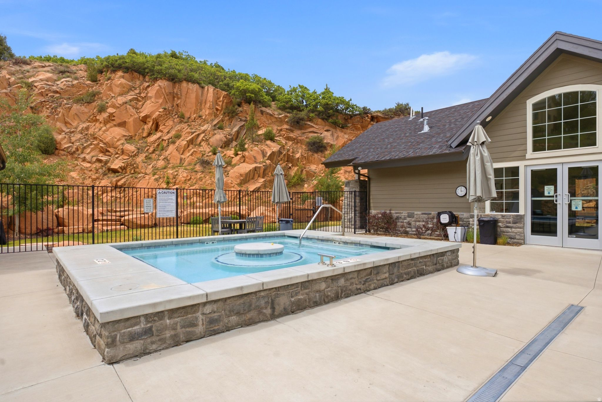 QUARRY SPRINGS - Residential