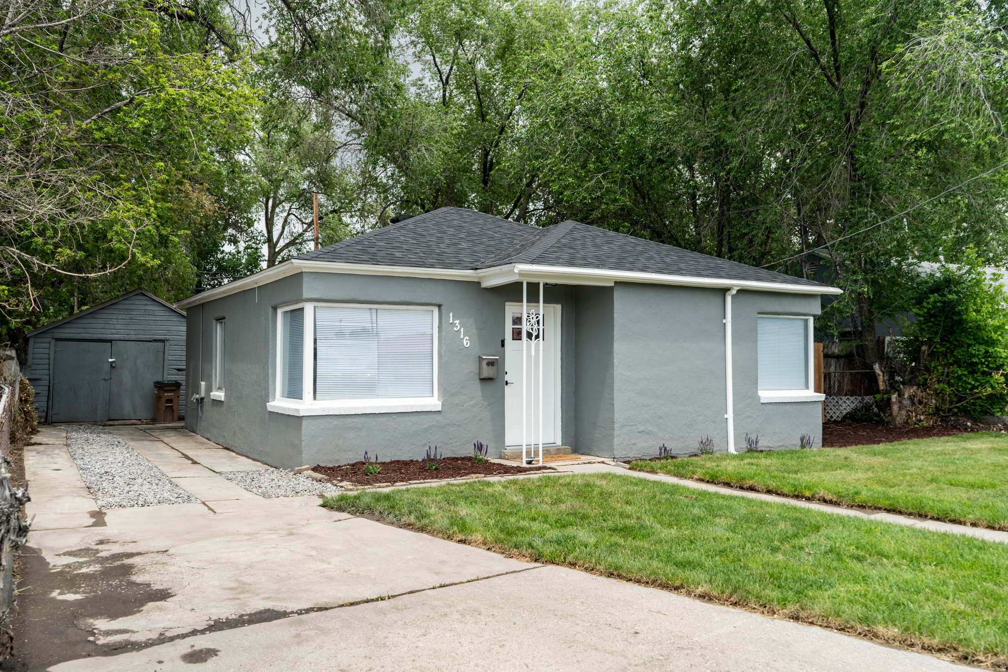 GLENDALE - Residential