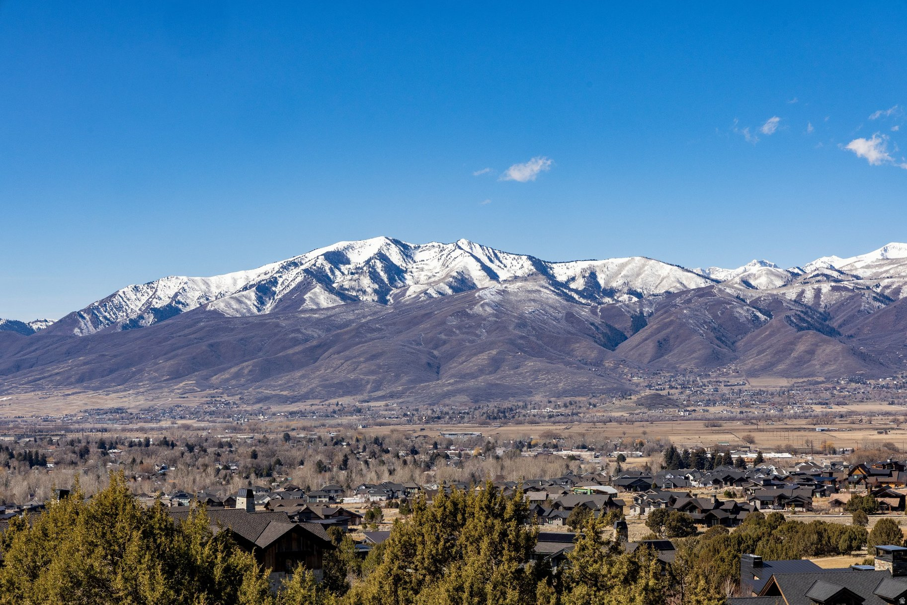 RED LEDGES - Residential