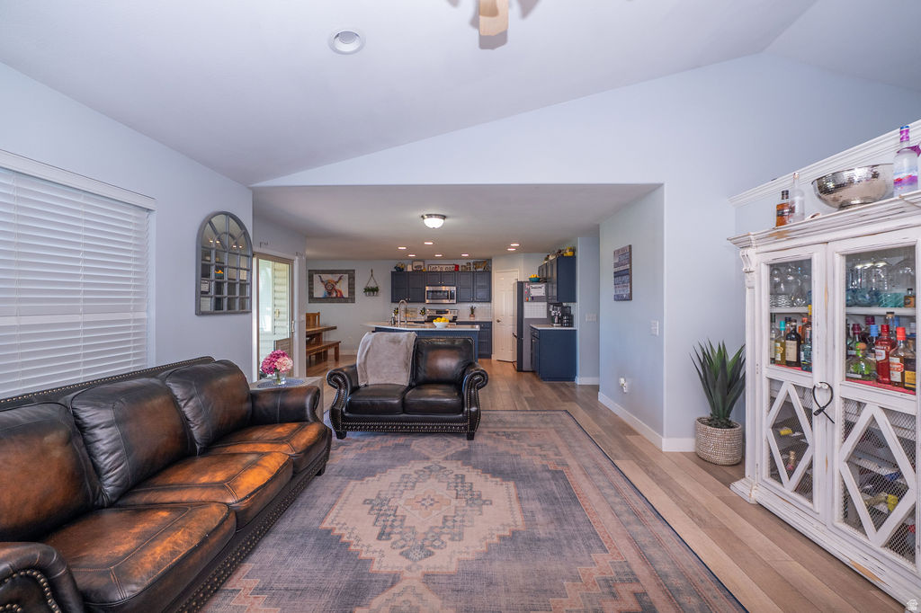 WIND RIVER ESTATES - Residential