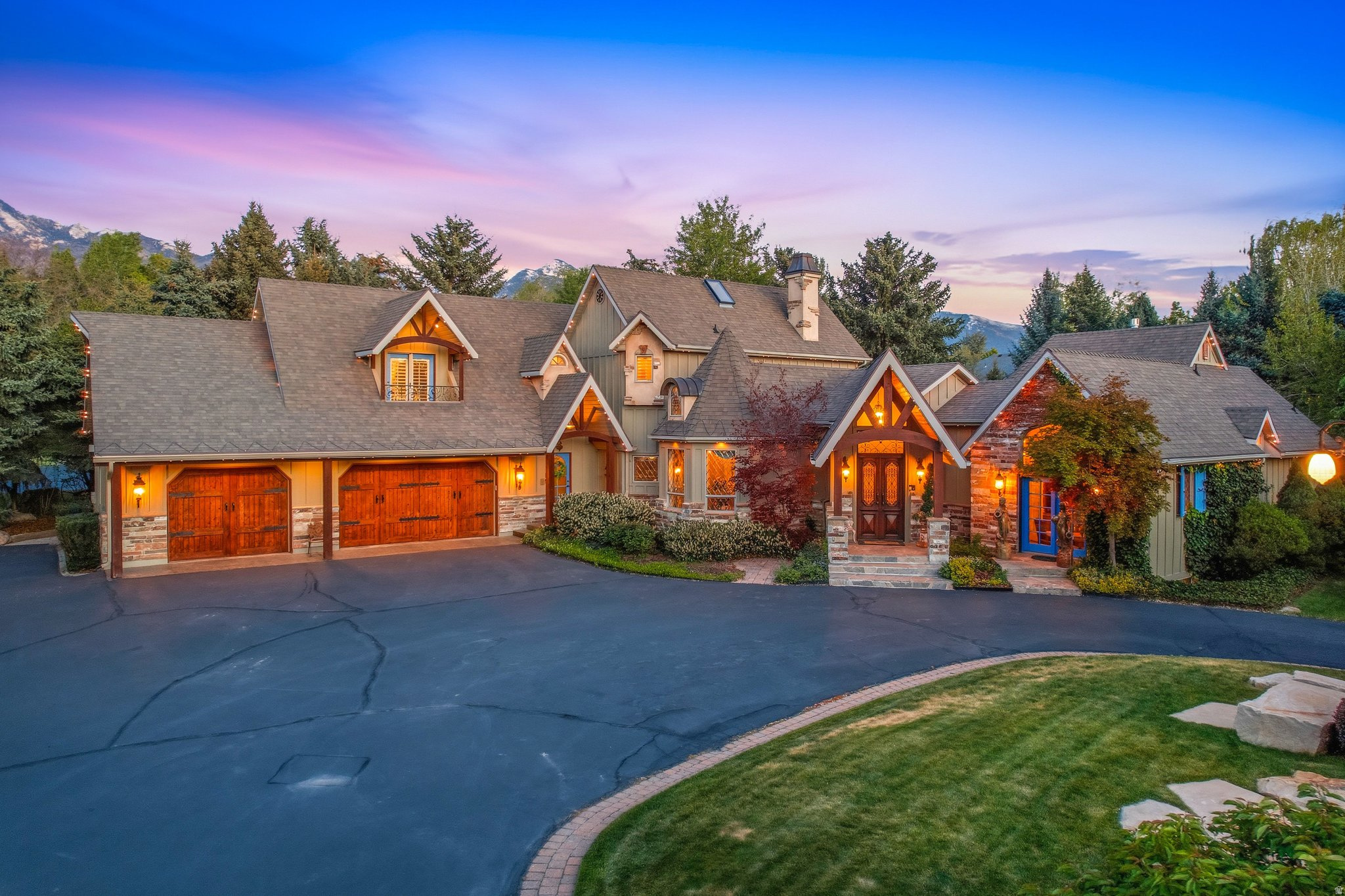 IVY GREEN LANE - Residential