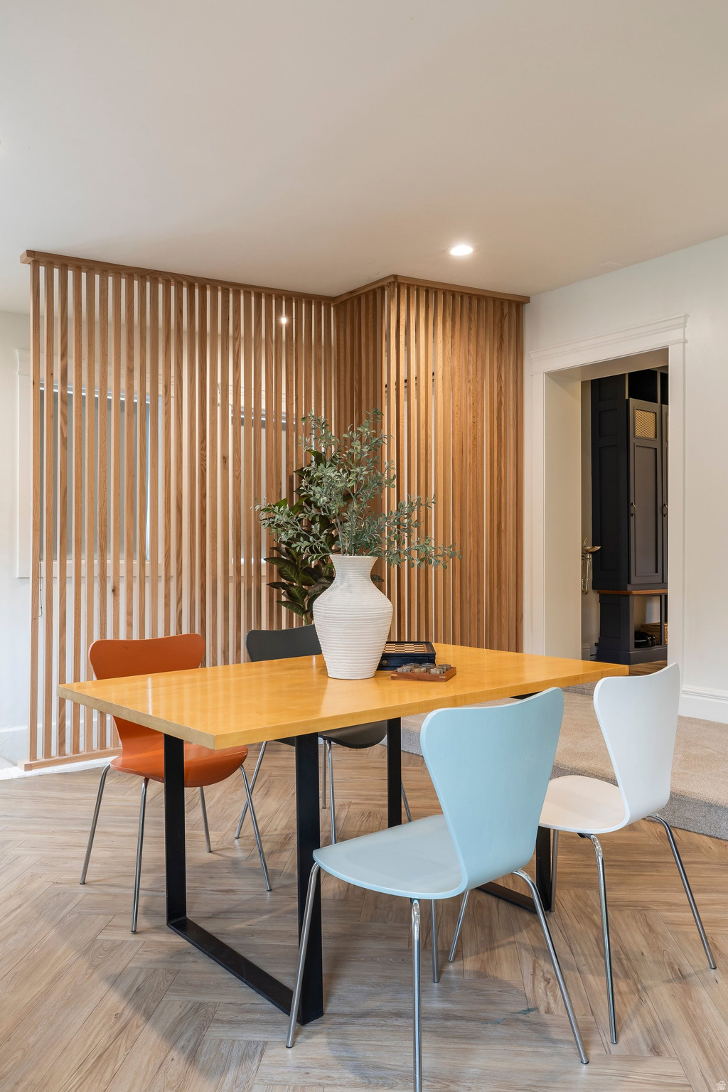 COUNTRY CLUB - Residential