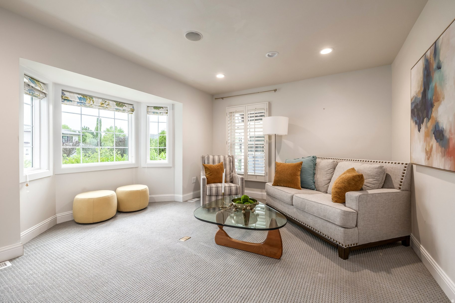 COUNTRY CLUB - Residential