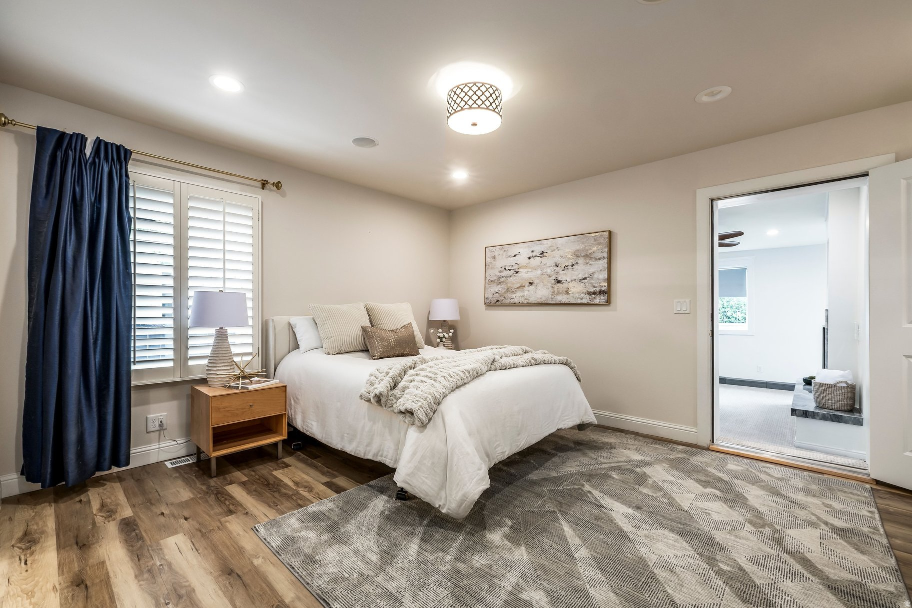 COUNTRY CLUB - Residential