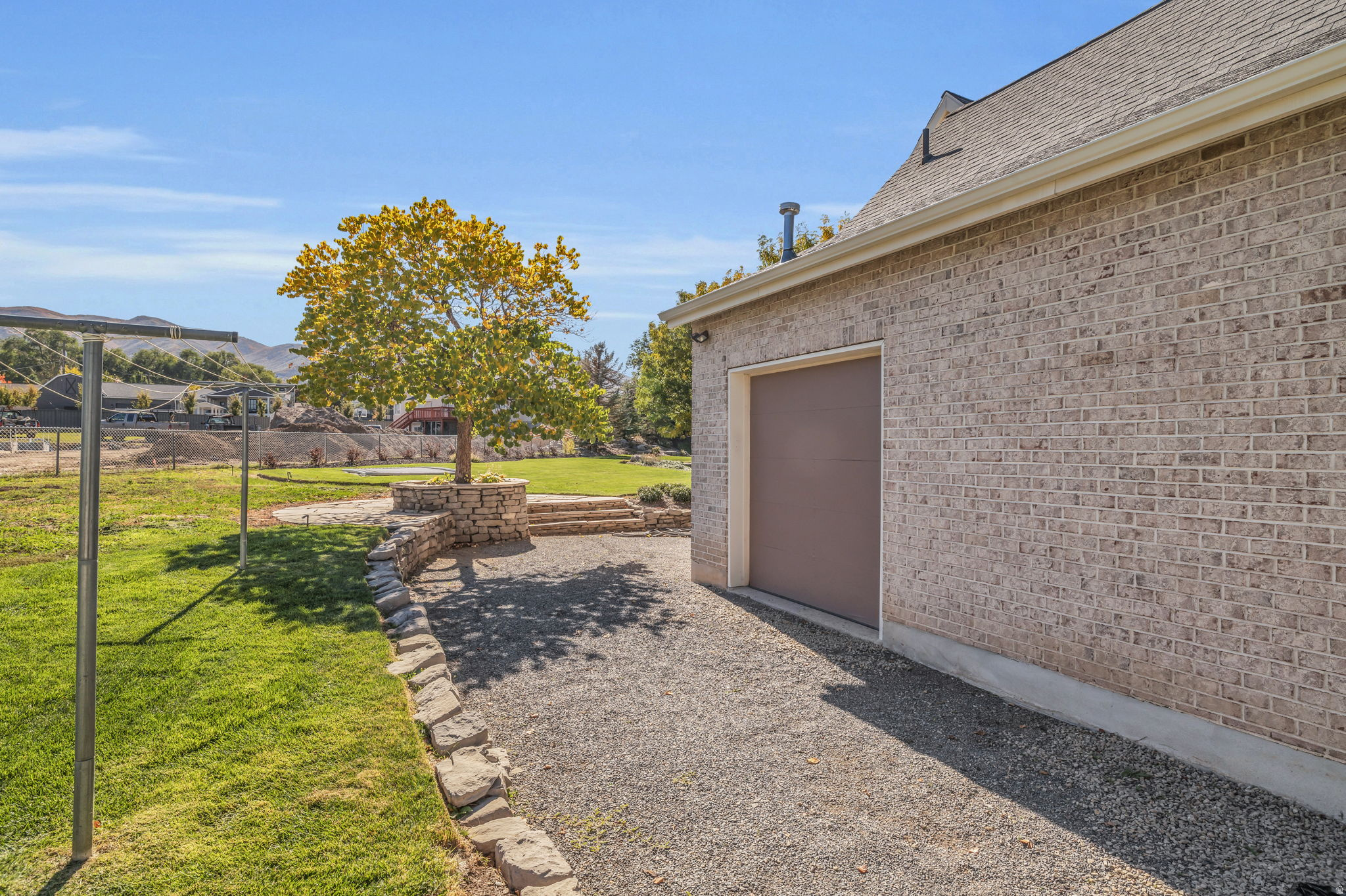 IVY COURT - Residential
