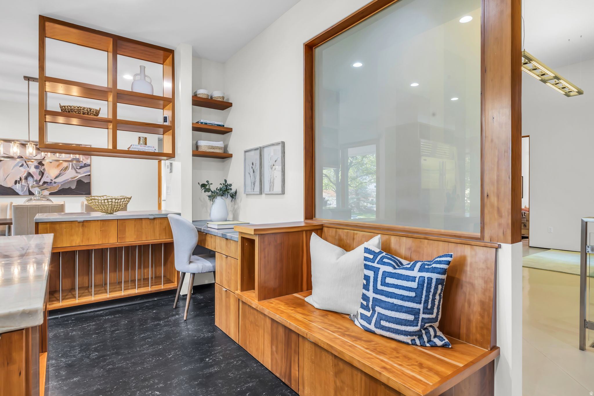 IVY COURT - Residential