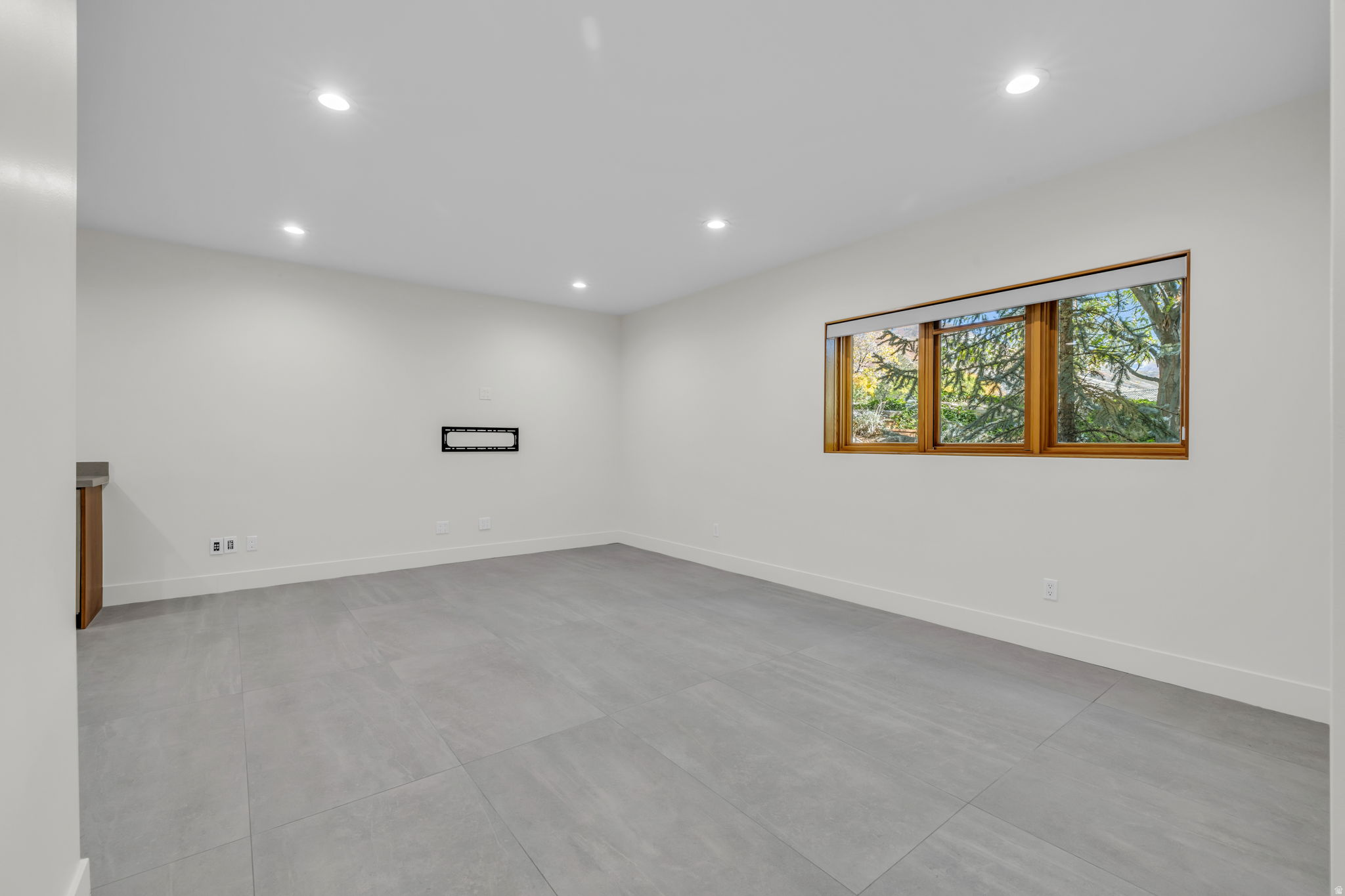 IVY COURT - Residential