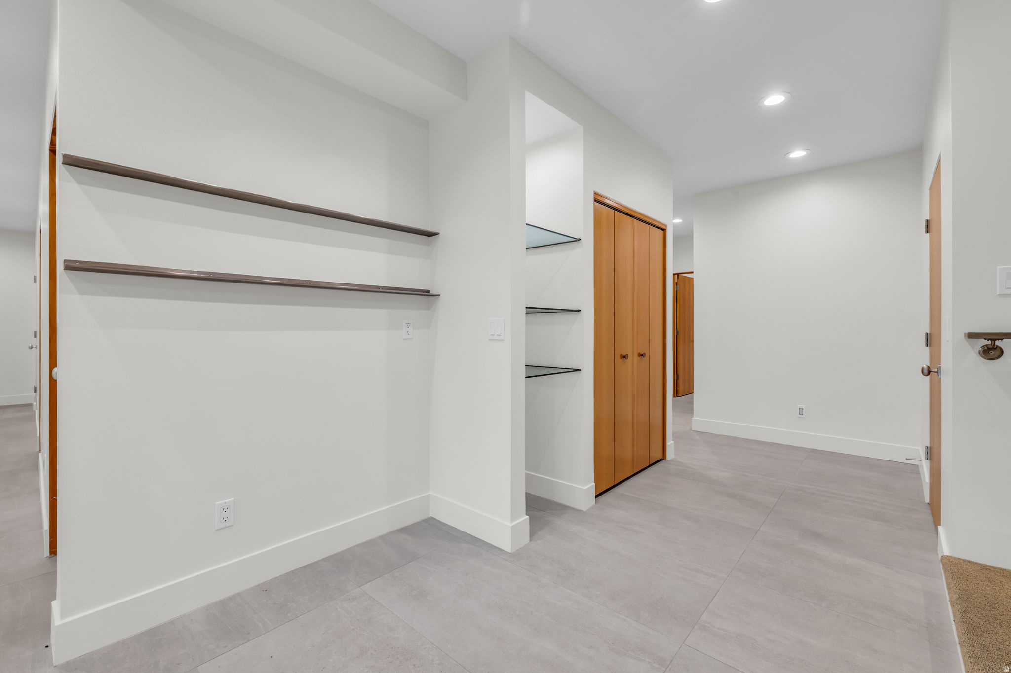 IVY COURT - Residential