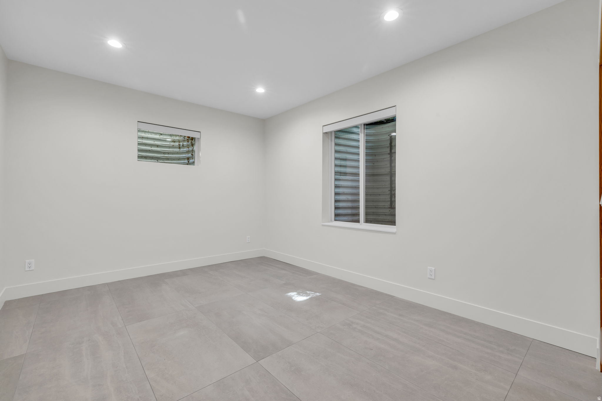 IVY COURT - Residential