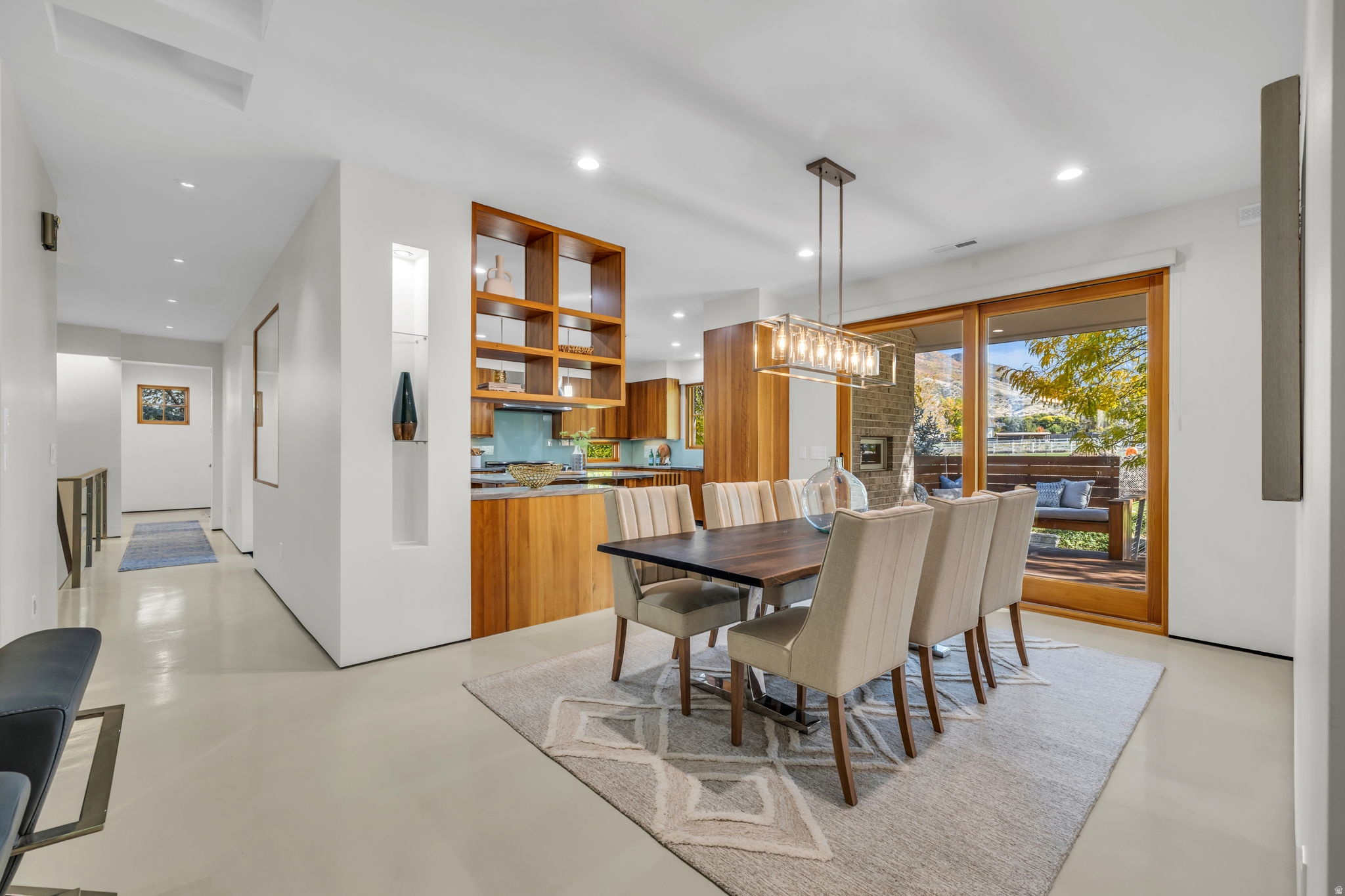 IVY COURT - Residential