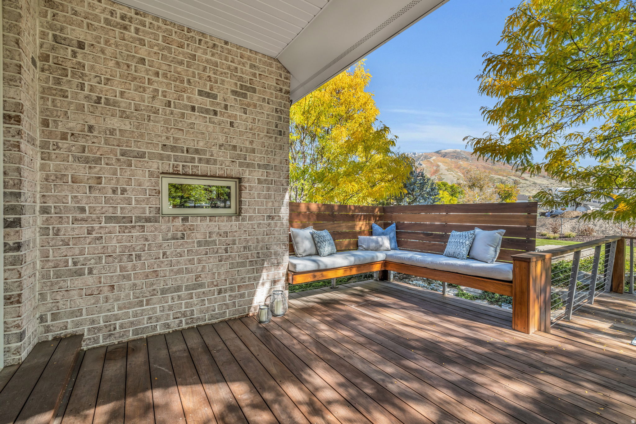 IVY COURT - Residential