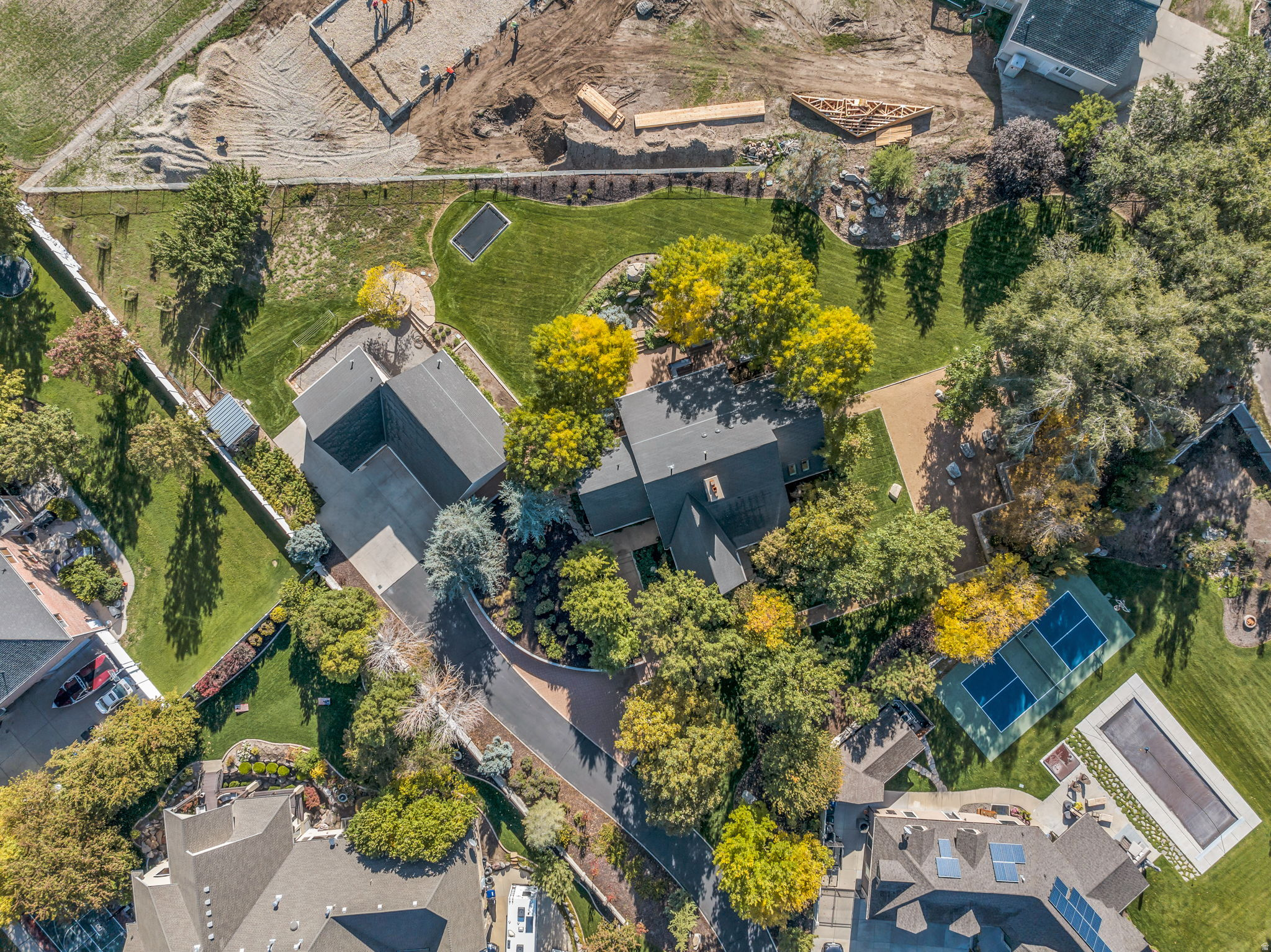 IVY COURT - Residential