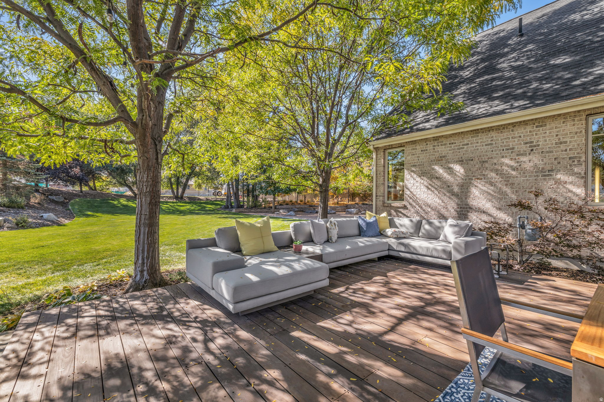 IVY COURT - Residential