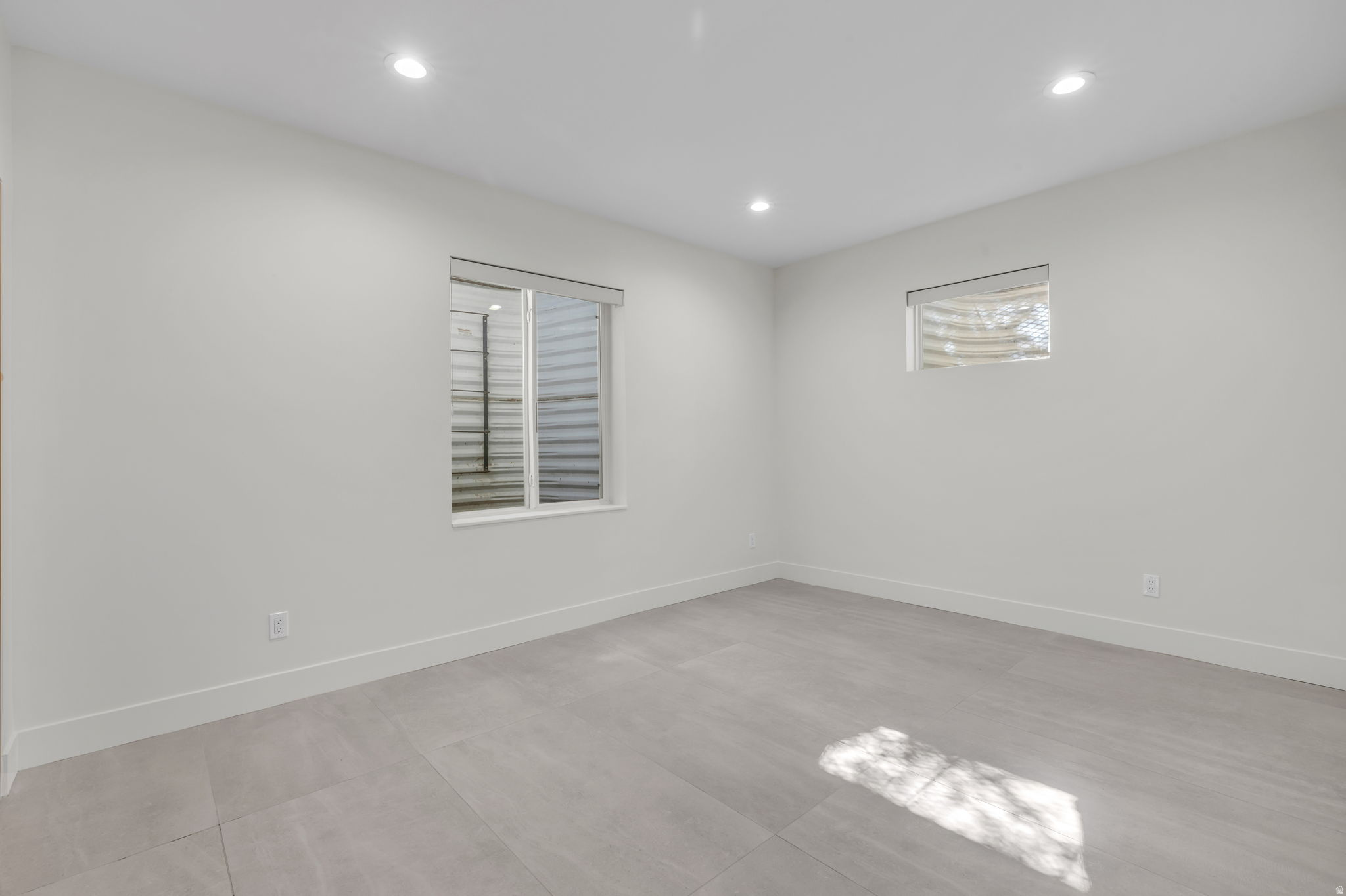 IVY COURT - Residential