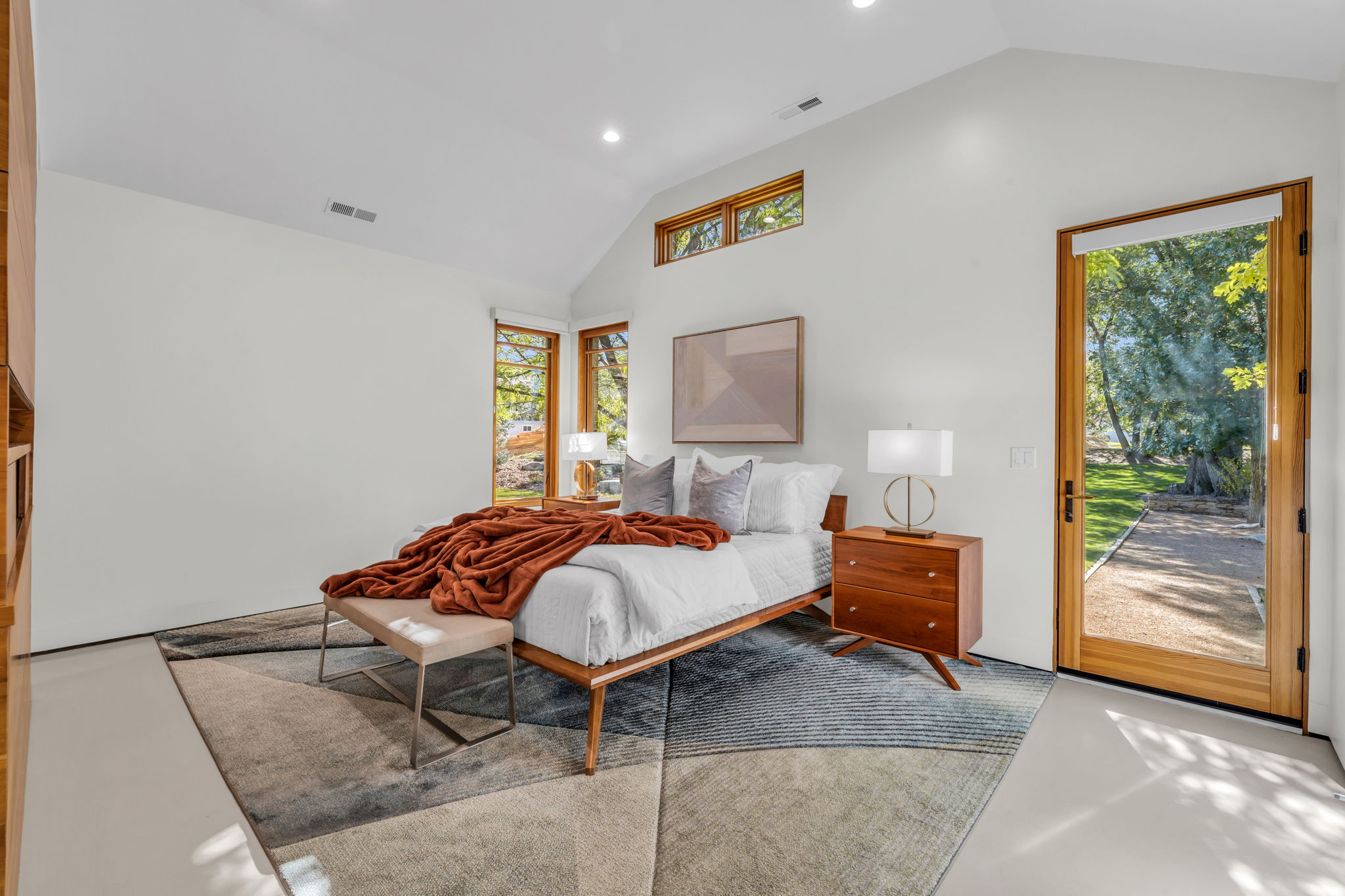 IVY COURT - Residential
