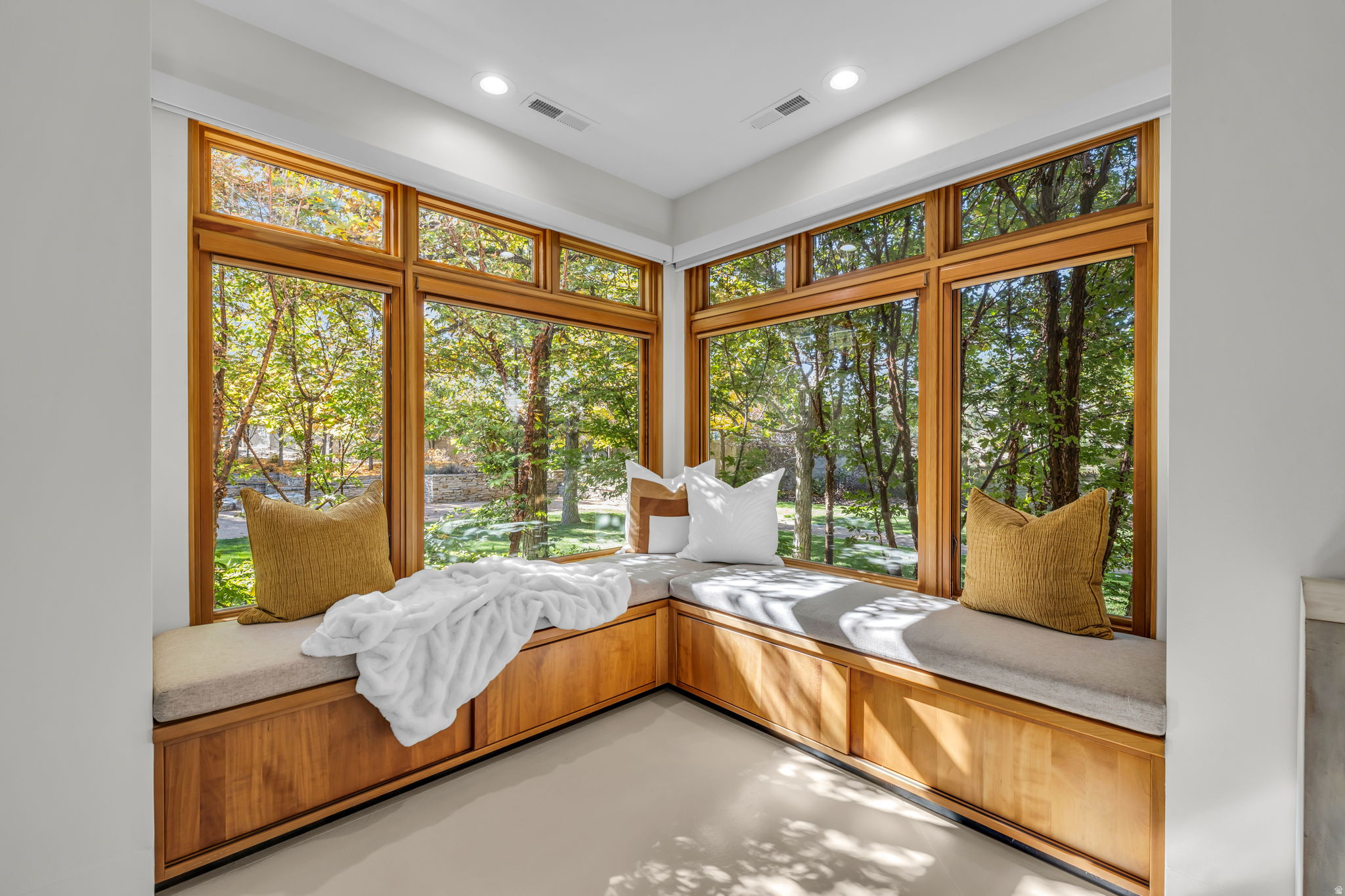 IVY COURT - Residential