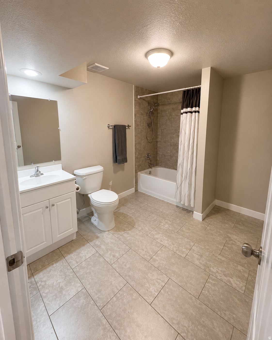 EYRIE MEADOW - Residential
