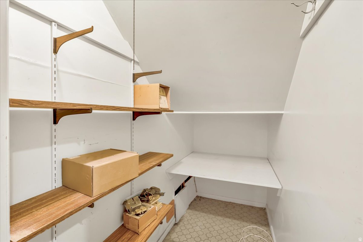 EMERALD HILLS CONDO - Residential