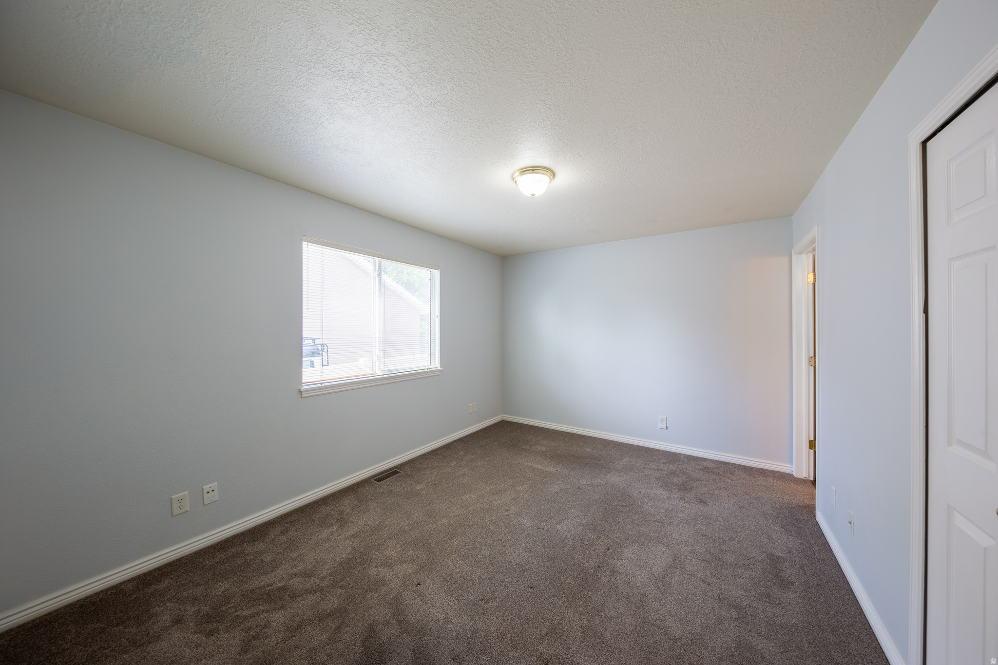 RED OAKS - Residential