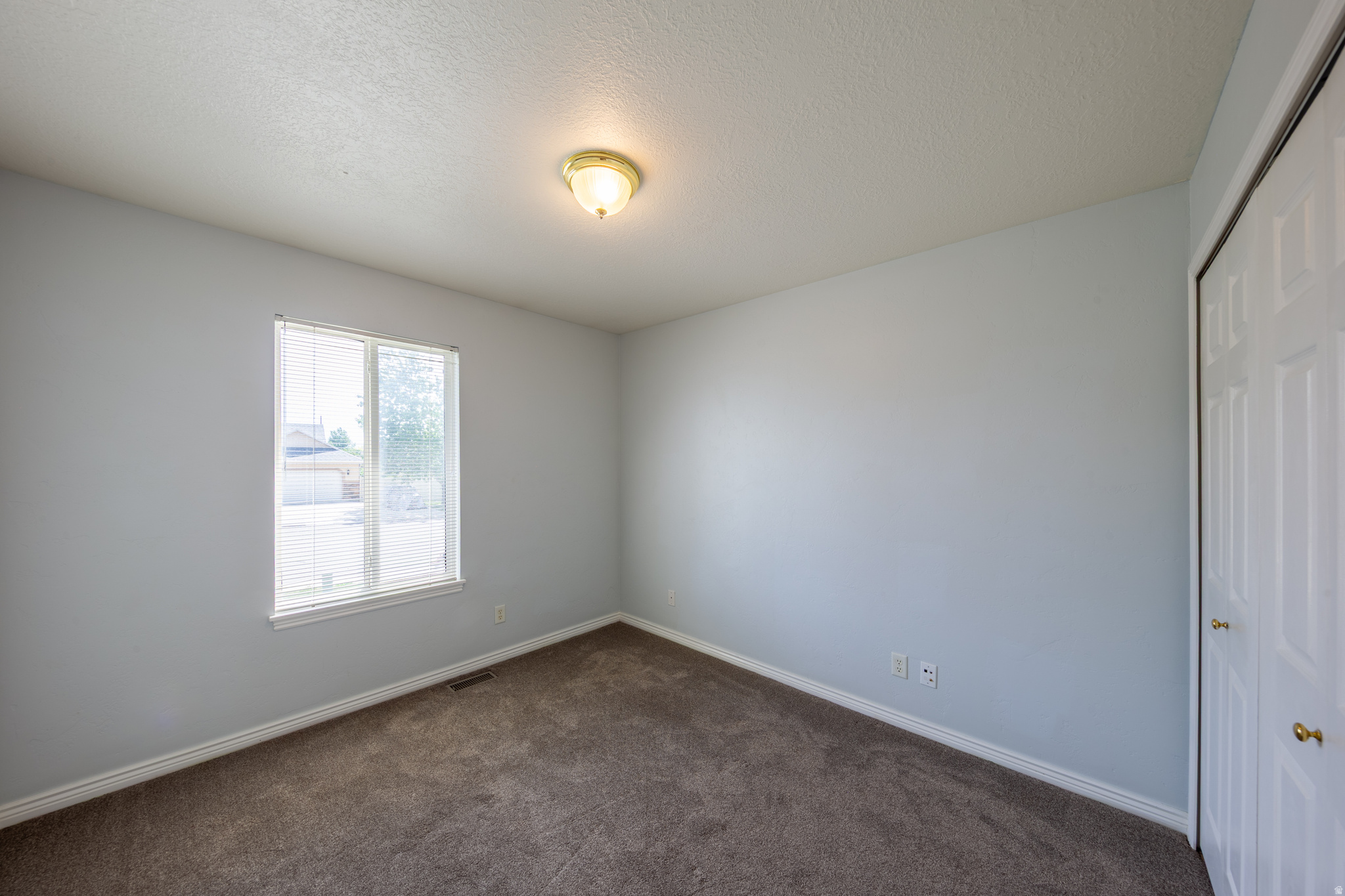 RED OAKS - Residential