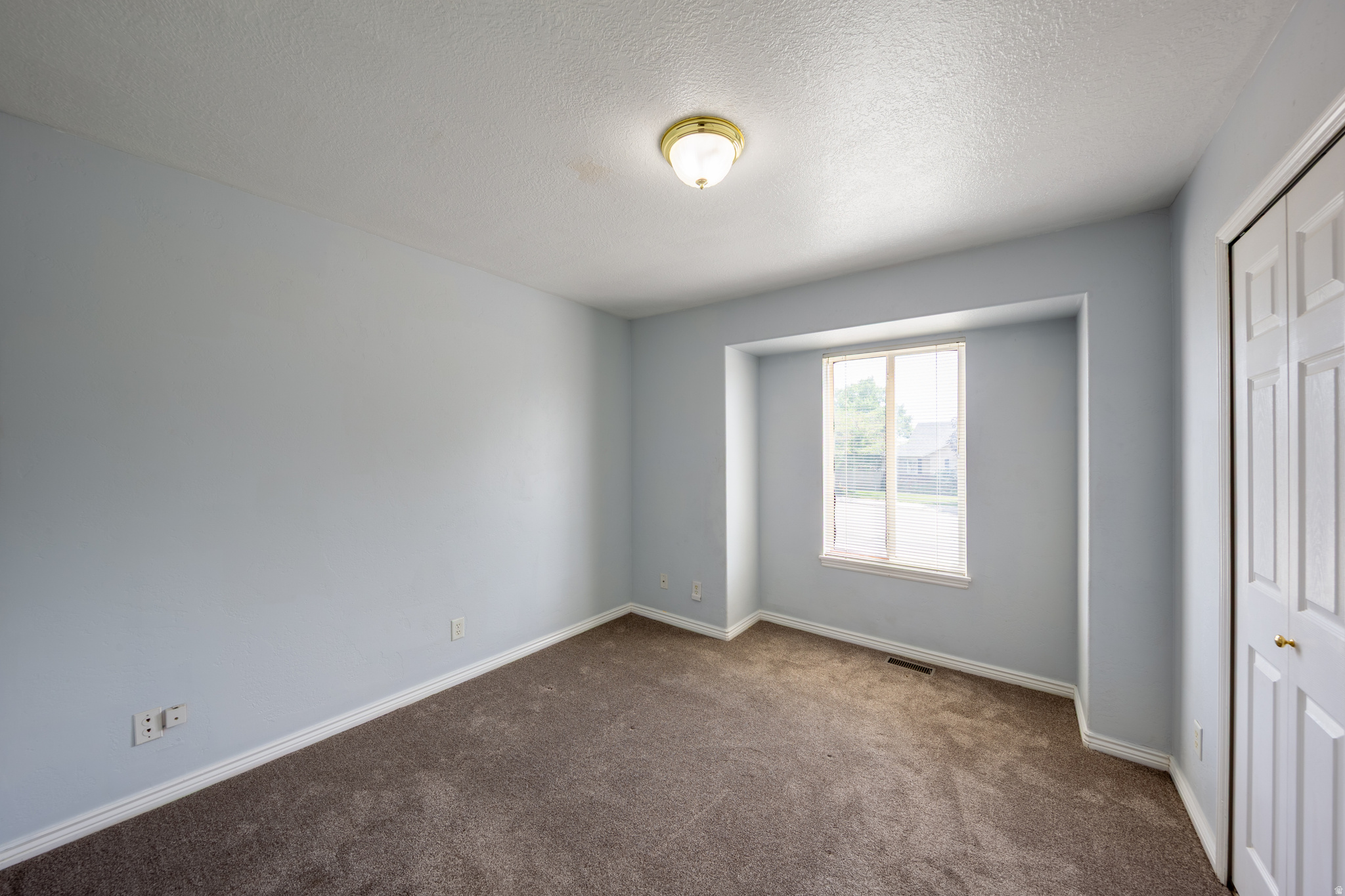 RED OAKS - Residential