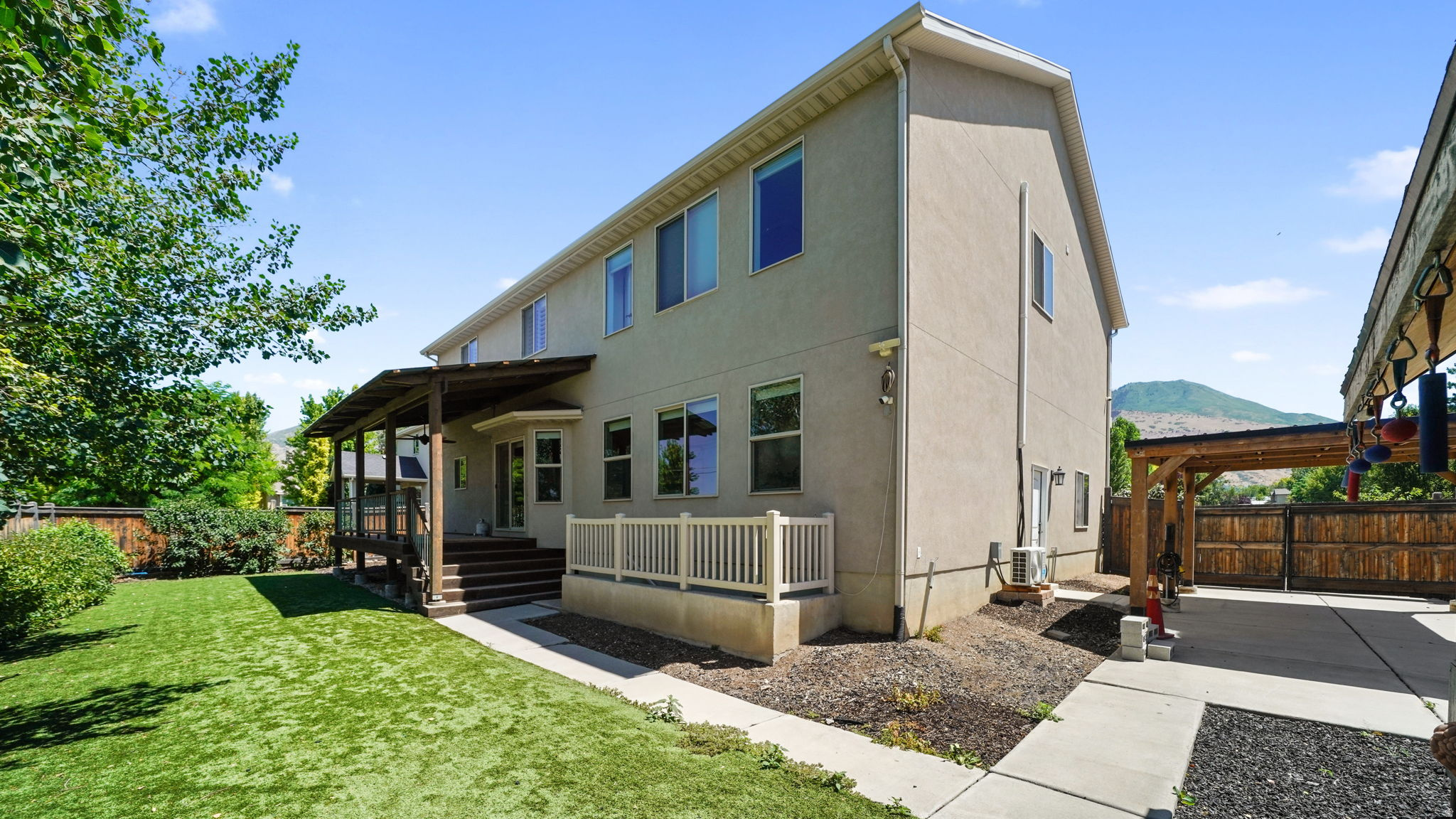 ORCHARD GROVE - Residential