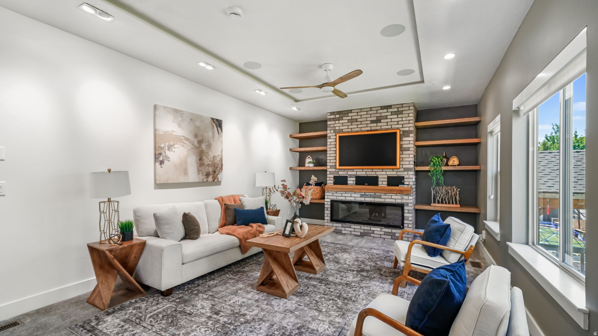 ORCHARD GROVE - Residential