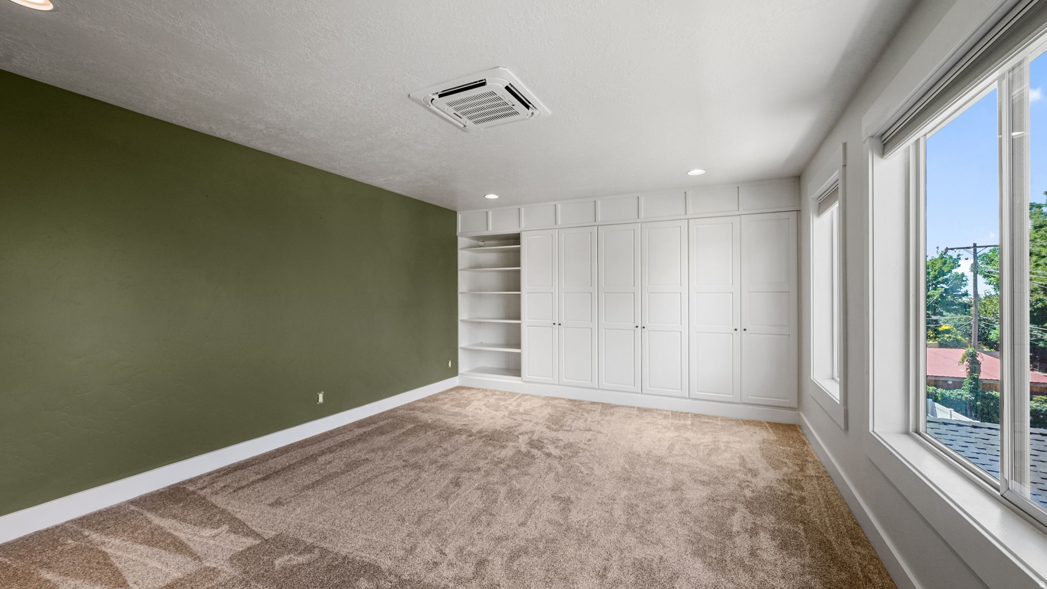 ORCHARD GROVE - Residential
