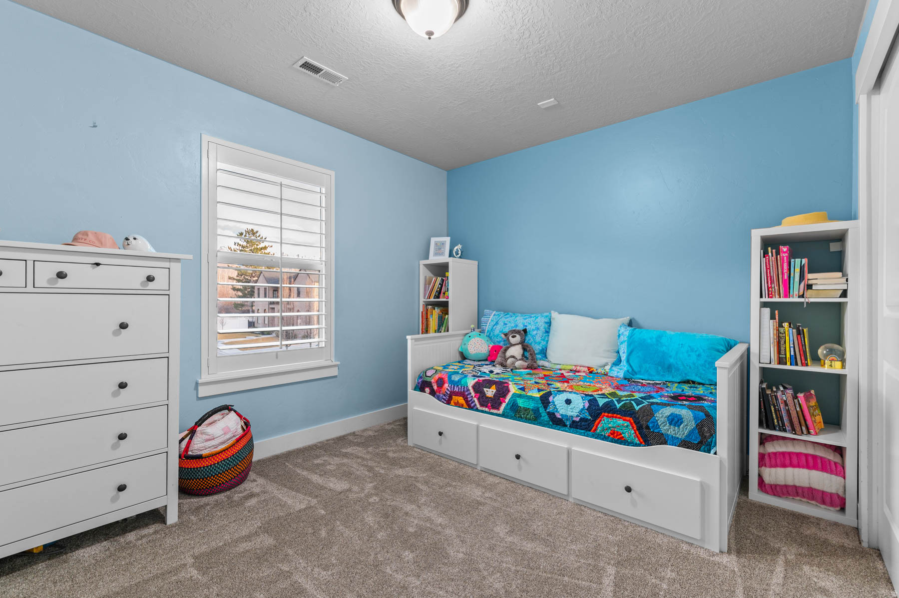 ORCHARD GROVE - Residential