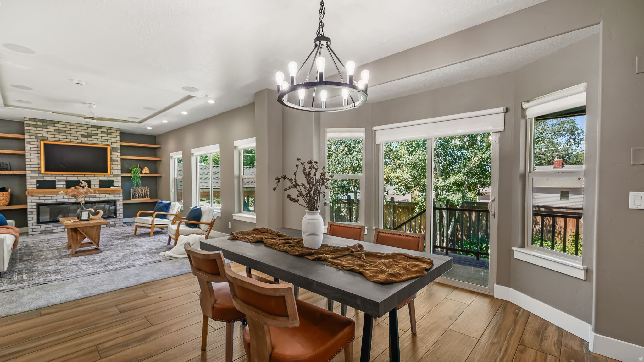 ORCHARD GROVE - Residential