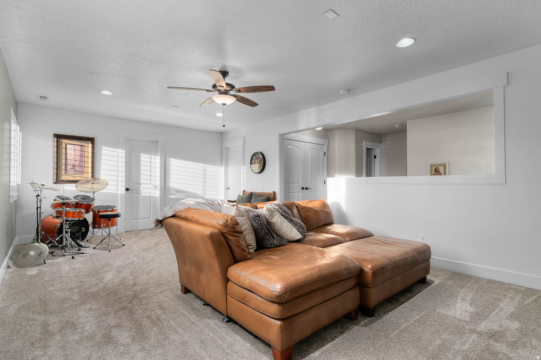ORCHARD GROVE - Residential