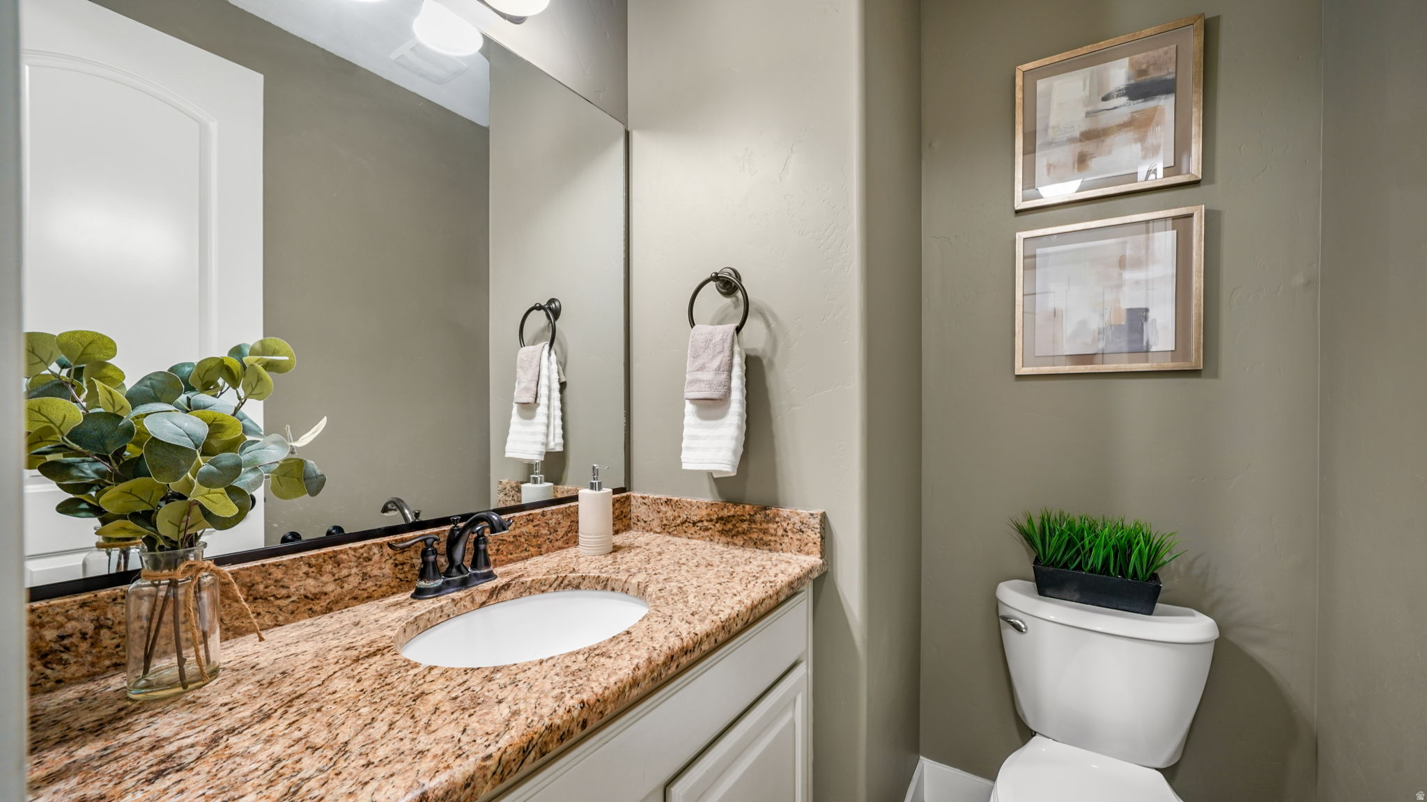 ORCHARD GROVE - Residential