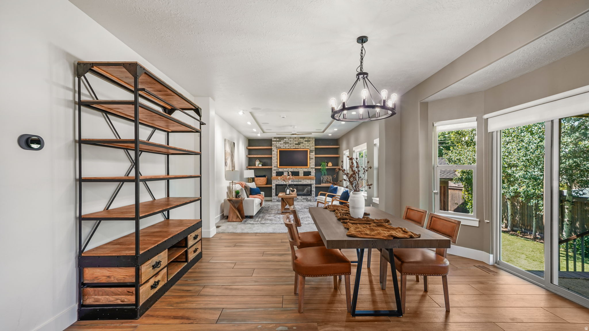 ORCHARD GROVE - Residential
