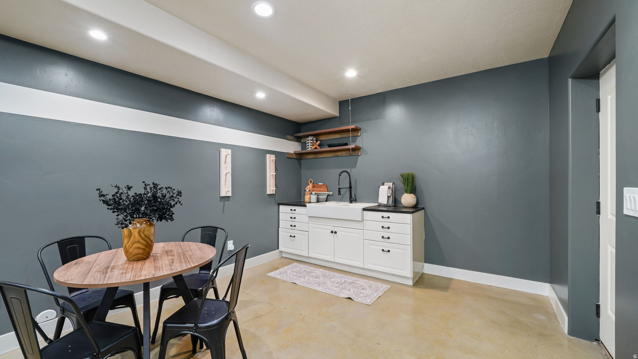ORCHARD GROVE - Residential
