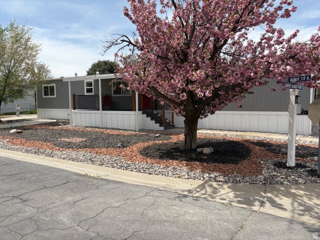 MONTE VISTA MHC - Residential
