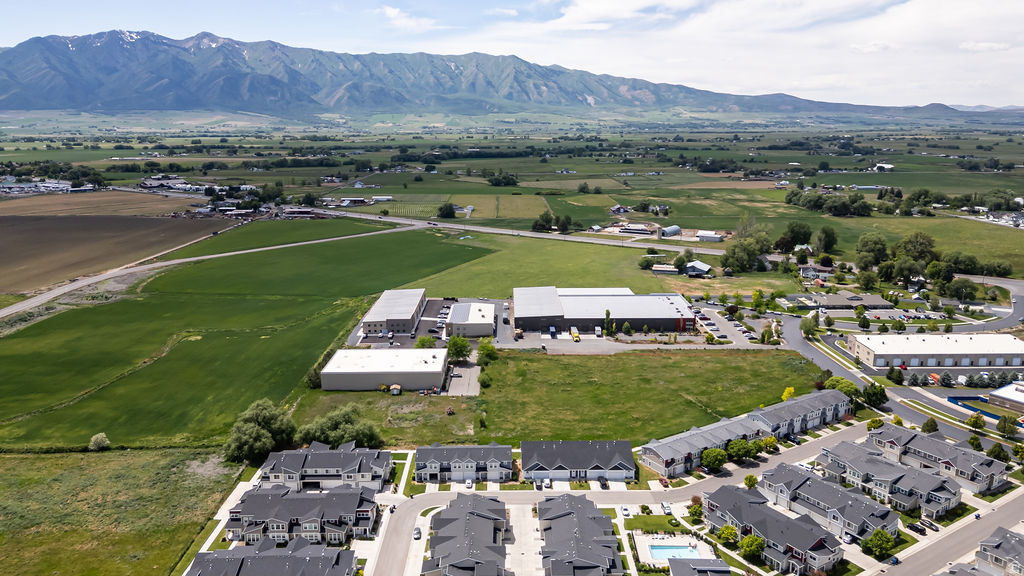 SPRINGCREEK CROSSING - Residential