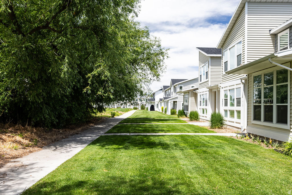 SPRINGCREEK CROSSING - Residential