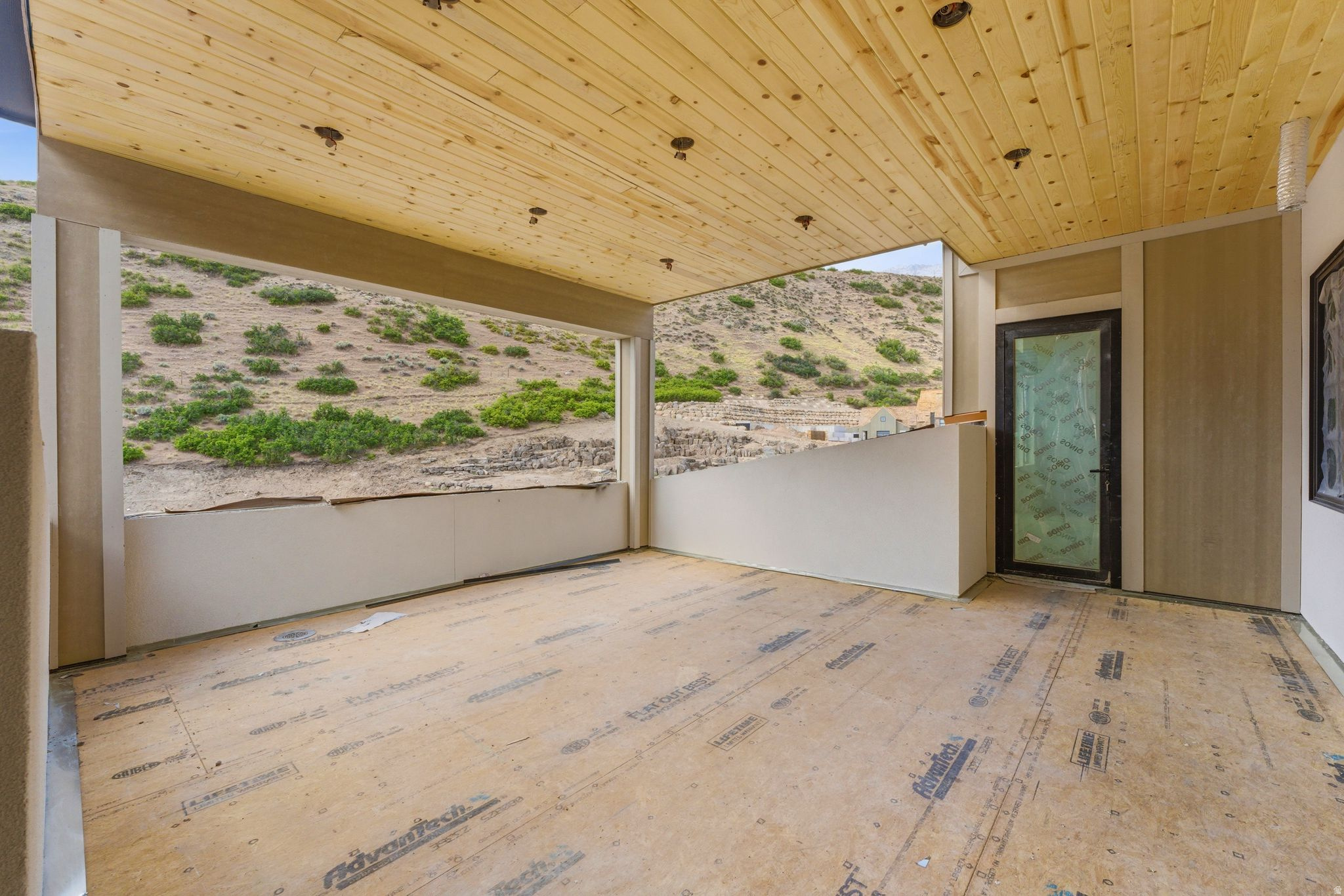 RIDGE - Residential