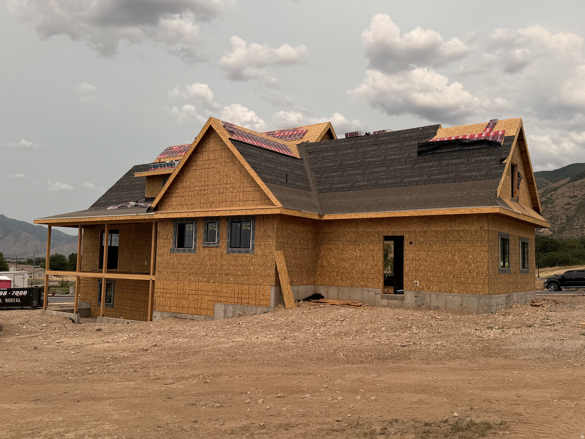 FOOTHILL RIDGE - Residential